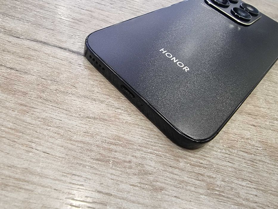 Honor x8b 256GB 8GB RAM