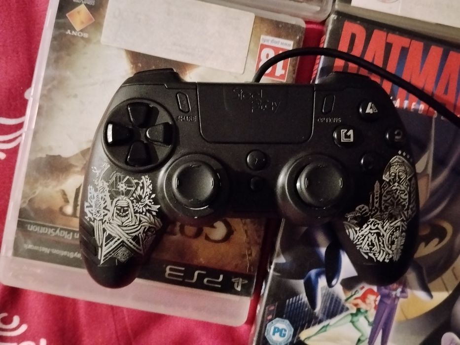 Vând PS 3 + jocuri