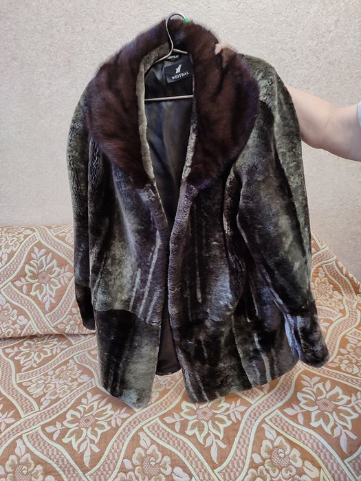 Женская шубка мутоновая