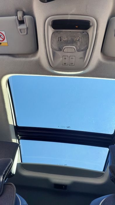 Chevrolet Tracker 2 Premier машина