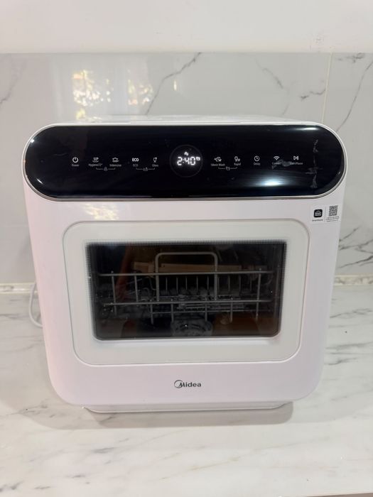 Mașină de spălat vase compactă Midea, mini / de banc, stare excelentă