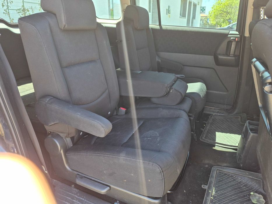 Vand mazda 5 an 2008