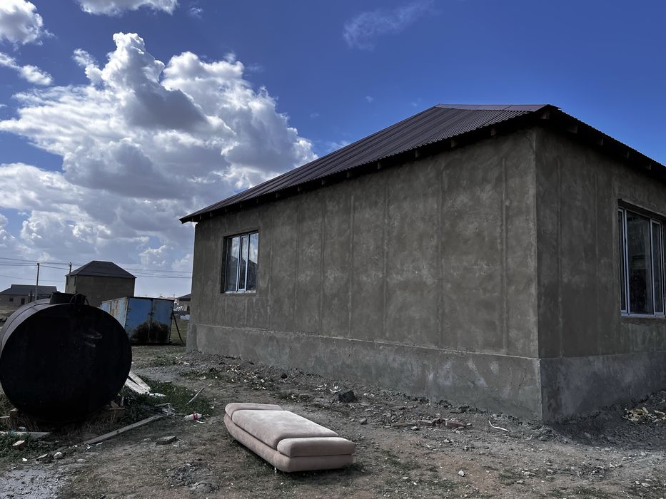 Продам дом 4-комнатный.