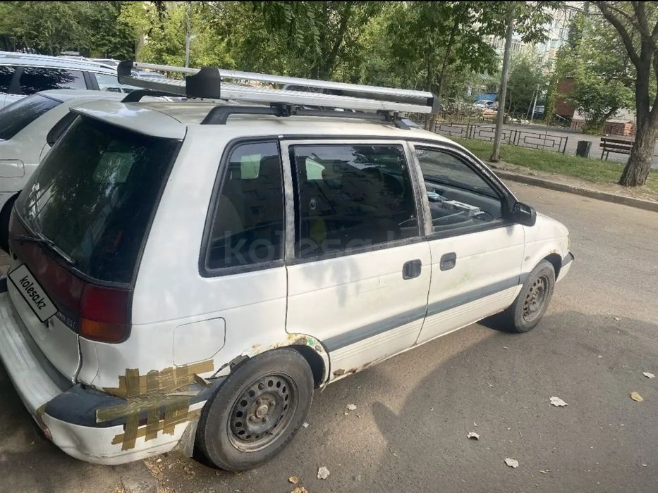 Митсубиси спейс раннер 95г