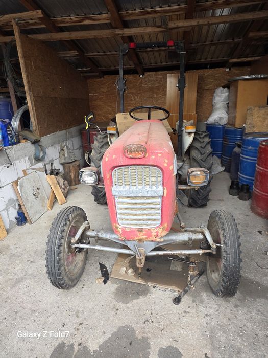 Se vinde carraro 230