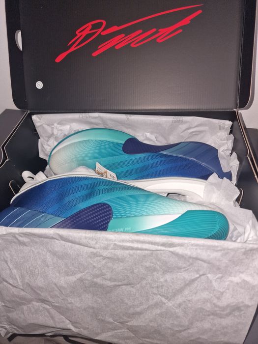 Adidasi de baschet don issue 7 noi