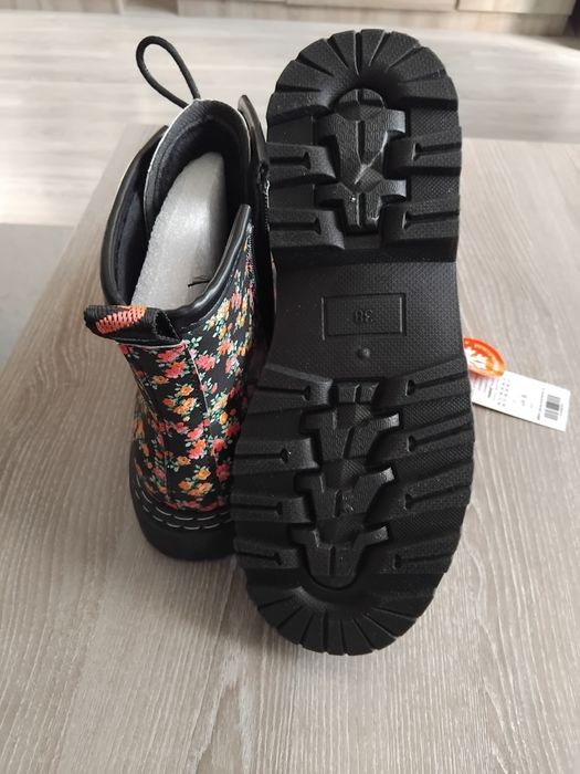 Дамски боти, ботуши на цветя