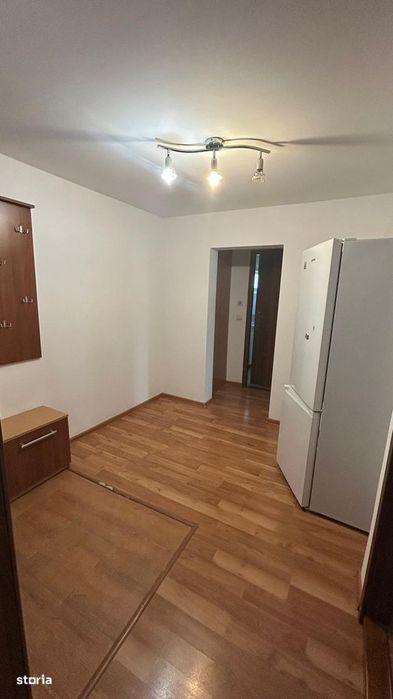 inchiriere aartament  2 camere decomandate