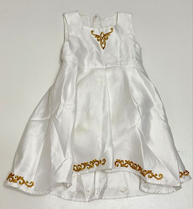 Продам национальное платье на девочку 4-5 лет