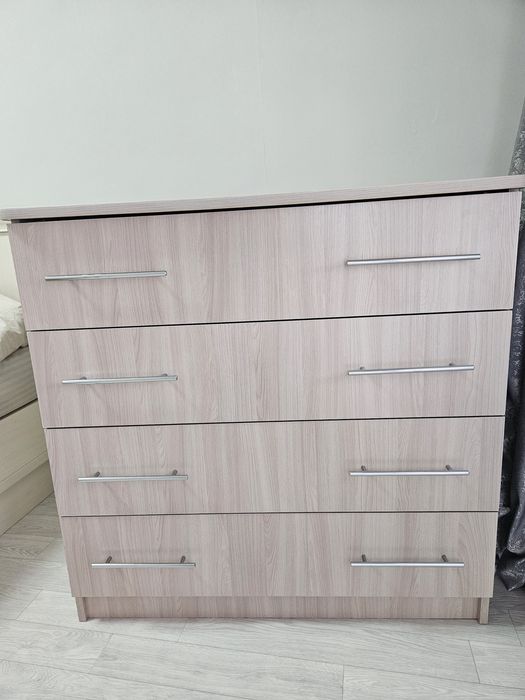 Продам комод в отличном состоянии