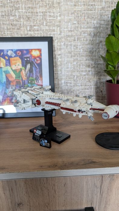 LEGO Star Wars 75376: Tantive IV (Midi-scale)