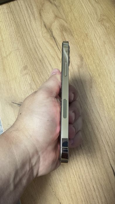 Продам Iphone 12 pro айфон 12 про