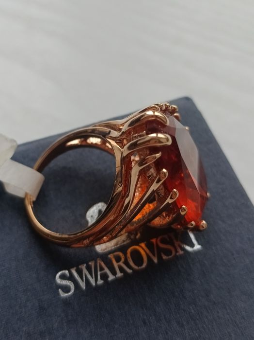 Продам кольца Swarovski