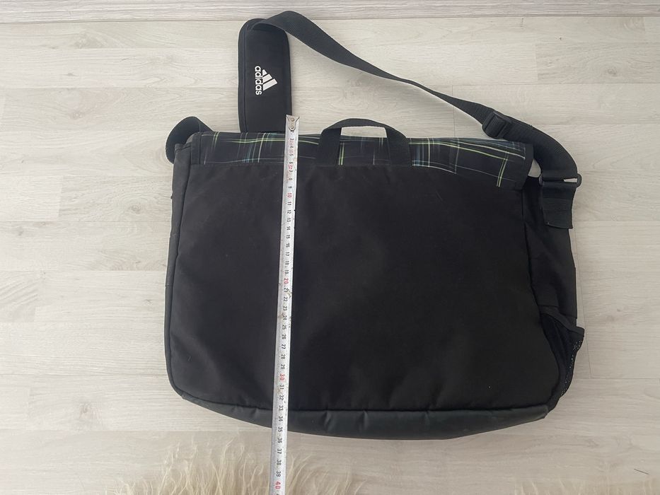 Geanta umar ideala carti,laptop