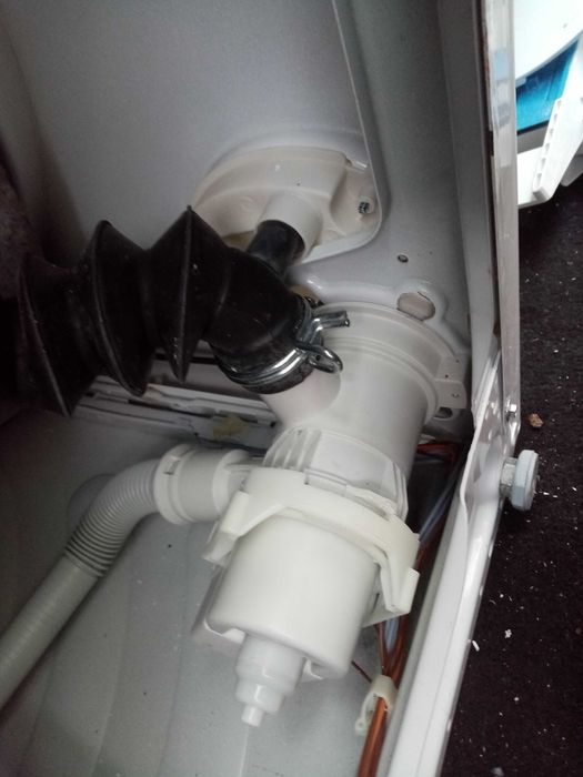 Авт.Пералня BOSH 6 Serie, 9 кг, за части, всичко налично