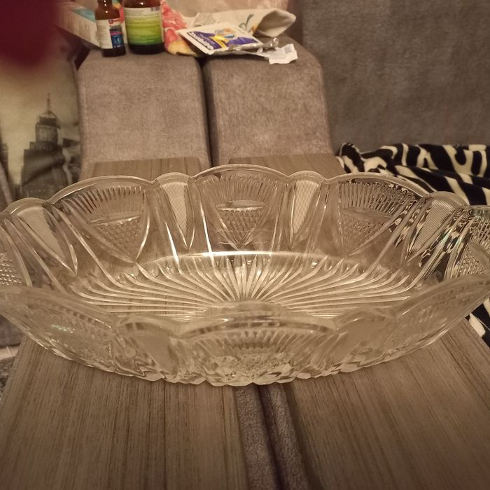 Продаю вазы хрустальные советские