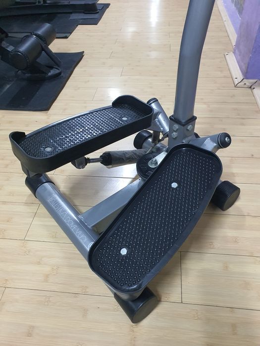 Aparate fitness pentru apartament curte
