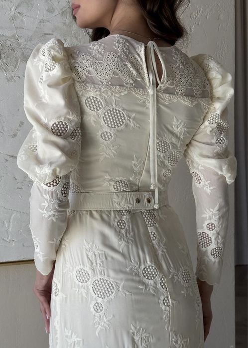 Шикарное платье 42 размера