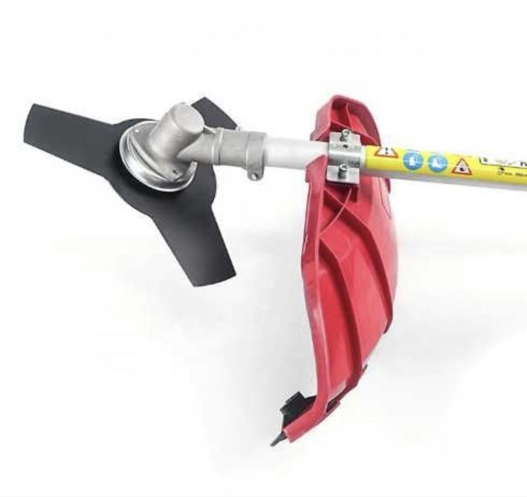 Чисто нов Бензинов 4-тактов Тример 68куб. Храсторез UMK450UE OHC