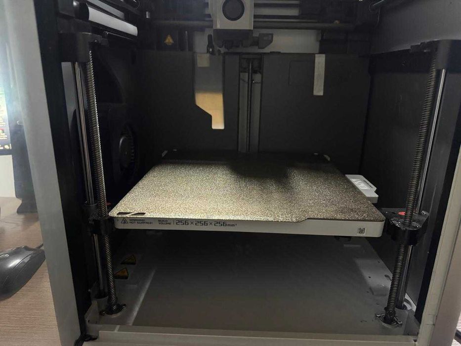 Продам 3д принтер Bambu Lab X1 Carbon Combo (AMS)