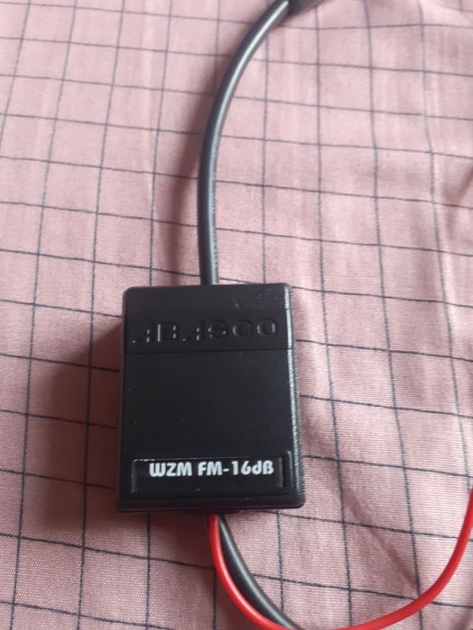 Amplificator antena radio auto
