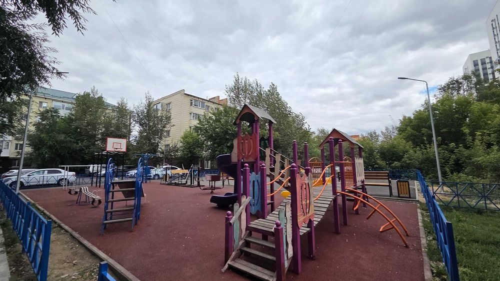 Продам 3-ком в центре города, напротив ЦУМа