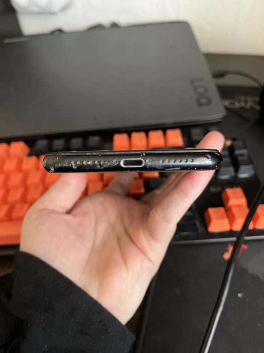 Айфон хр 128гб 75%