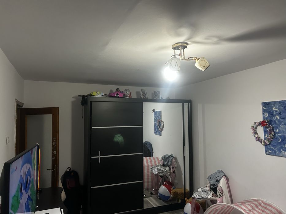 Apartament 3 camere, et 4, zona Debarcader