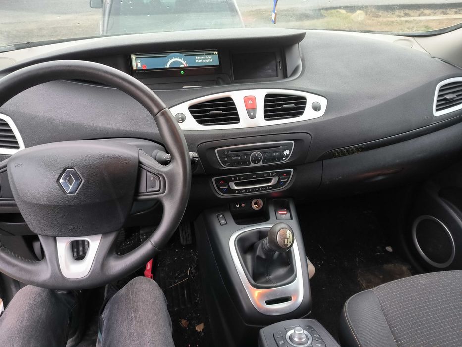 dezmembrez piese auto renault grand scenic 3 1.4 TCE motor HJ4 700