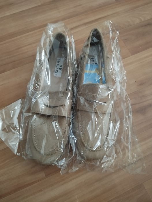 Продам новые лоферы