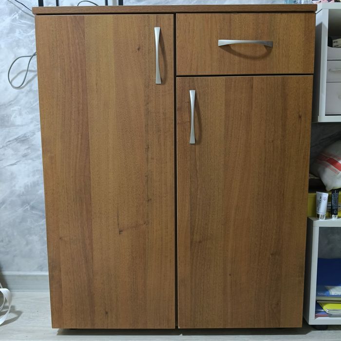 Обувница ,глубина 28 см