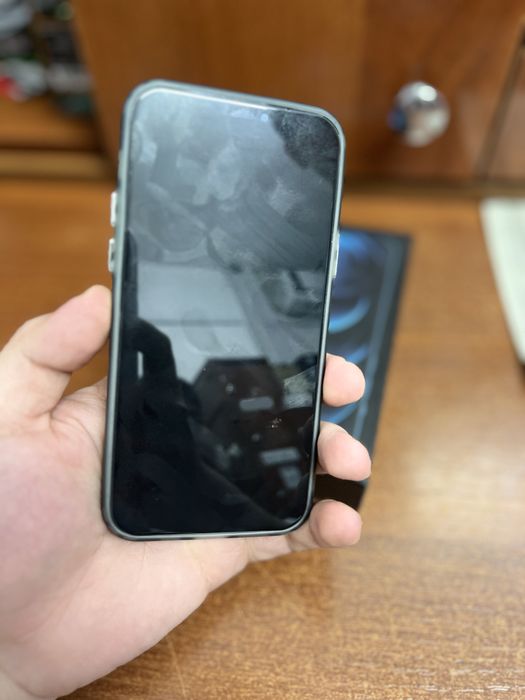 Iphone 12 pro ime o’tmagan