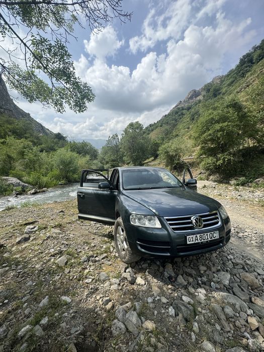 Volkswagen Touareg 2004 yil