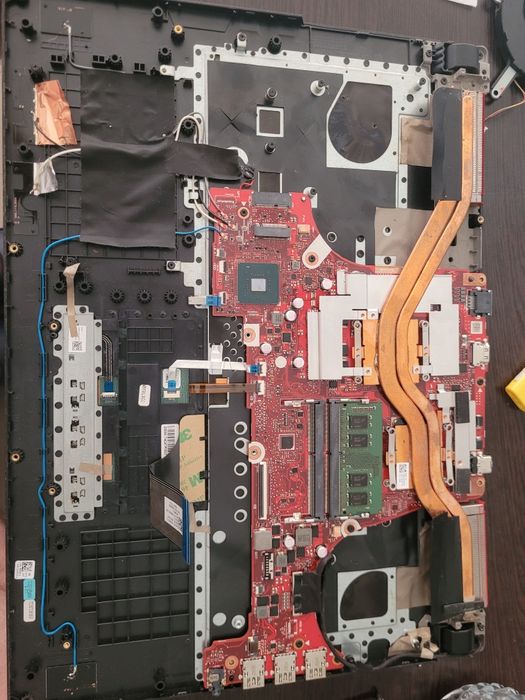 Dezmembrez Asus ROG Strix G731G (G731GT)17.3"/ Ecran, Carcas, Cooler