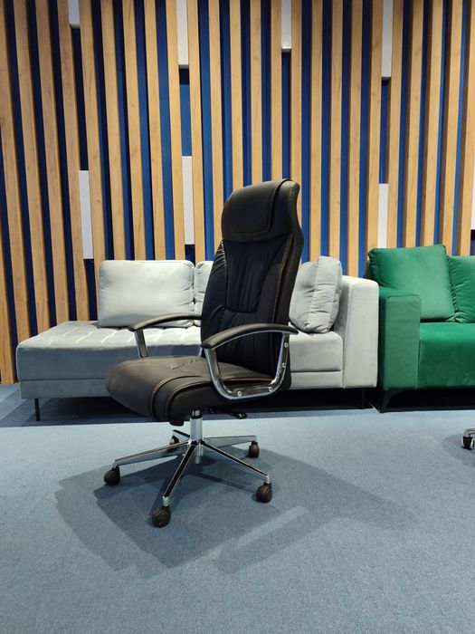 Офисное кресло модель Lenox. Kreslo lenox