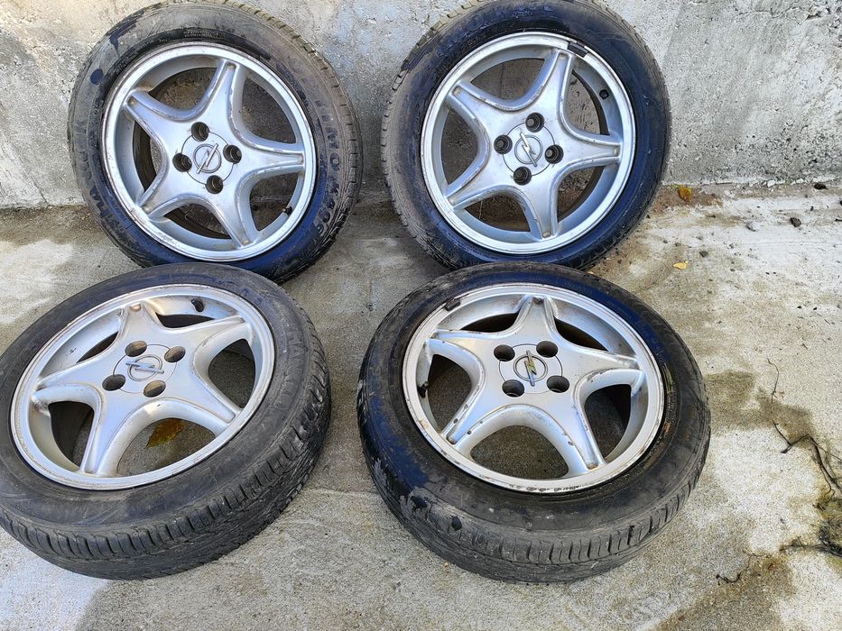 Джанти гуми -300 лв