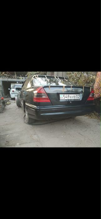 Бампер на цешку w202 Мерседес w202