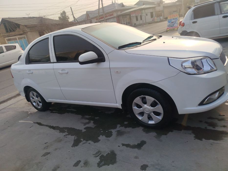 Nexia 3 2018 2-Poz Mexanika MetanGaz bor Xolati Zo'r Gen bor Naxtga !