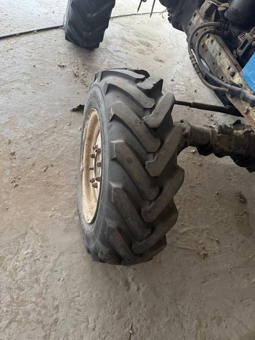 MTZ Трактор сотилади прицепи билан