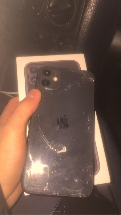 Срочно айфон 11 128гб