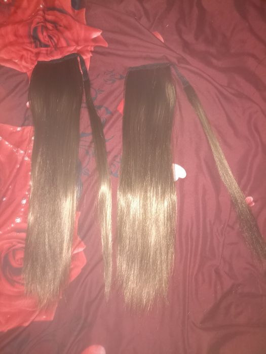 Vând 2 cozi șaten deschis