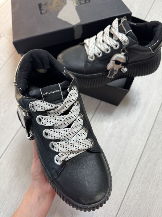 Karl lagerfeld talpa inalta