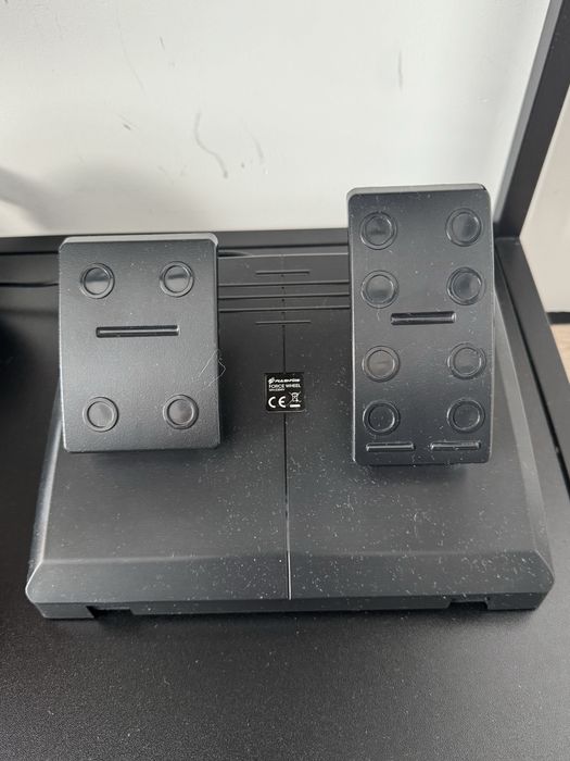 Игровой контроллер FLASHFIRE WH2304V черный