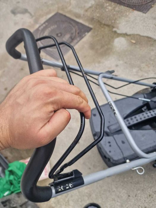 Masina de tuns iarba gazon GARDENLINE benzina BRIGGS 3CP Tractiuns+COS