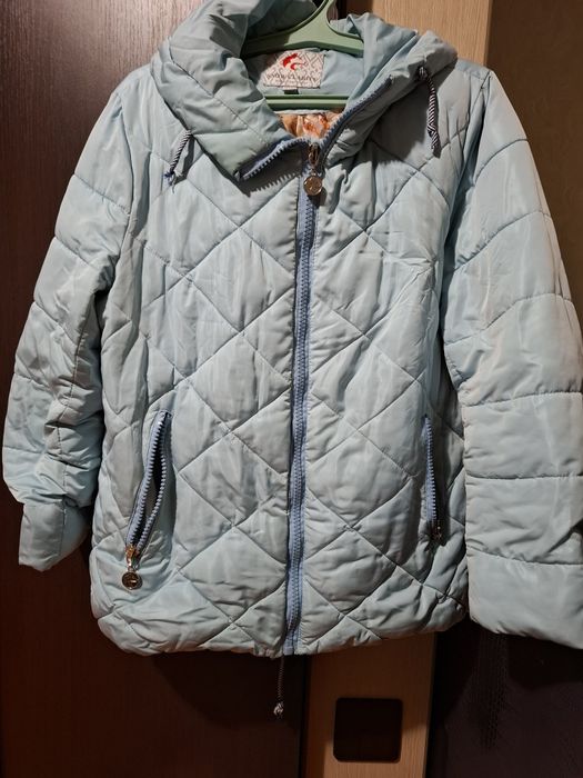 Женская верхняя одежда и платья