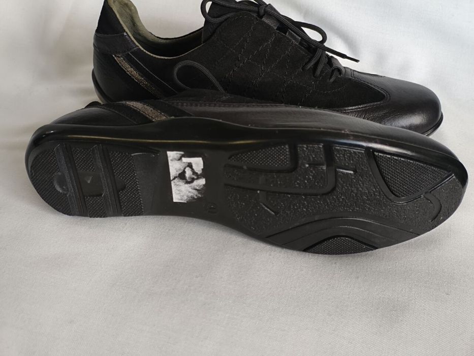 Нови дамски обувки, номер 41