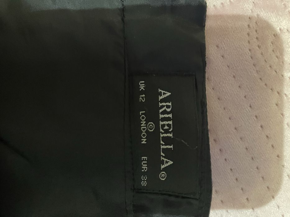 Дамска пола/шифон- сатен /с тюлена подподплата.Черна.