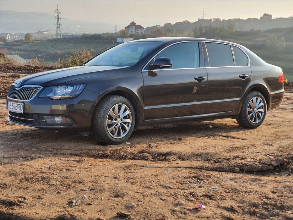Vând Skoda Superb facelift