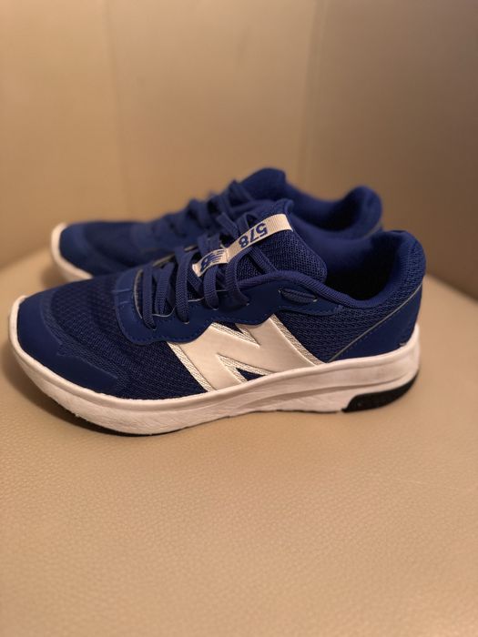 Маратонки new balance