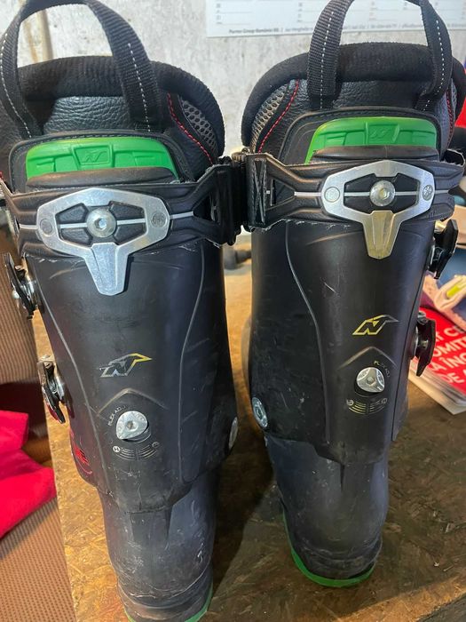 Clapari  Nordica nr 44,  28.5 cm